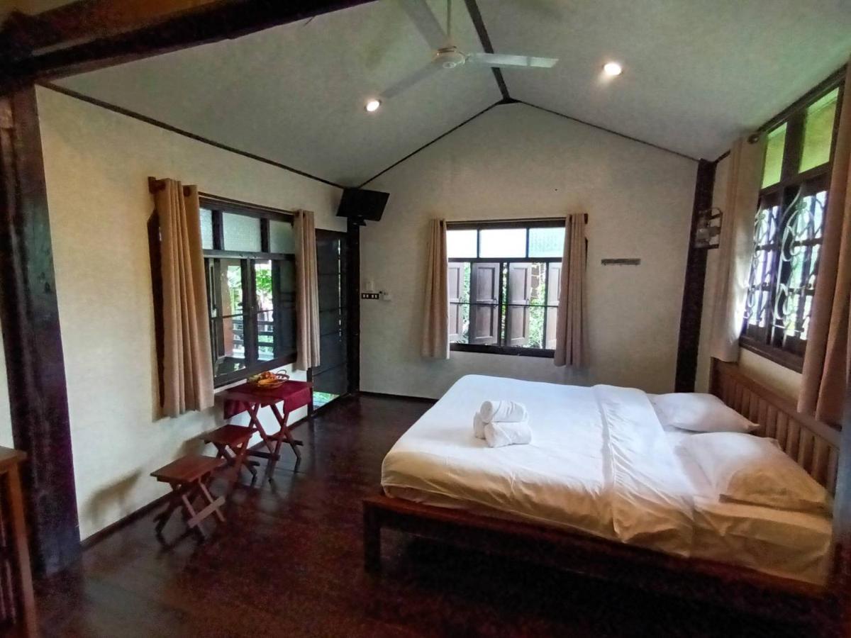 Little Village Chiang Mai Hang Dong Exterior photo