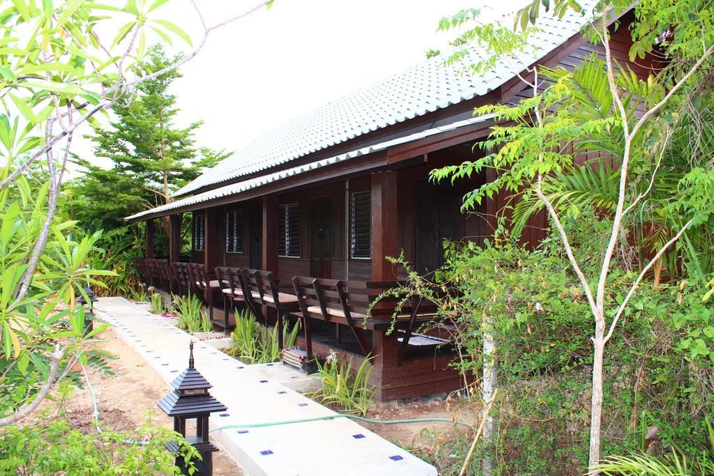 Little Village Chiang Mai Hang Dong Exterior photo