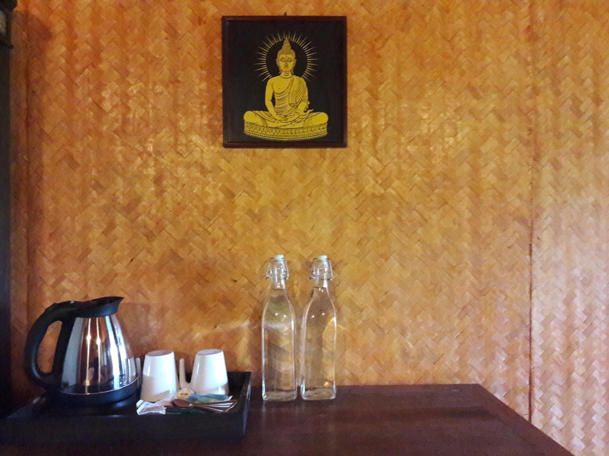 Little Village Chiang Mai Hang Dong Exterior photo